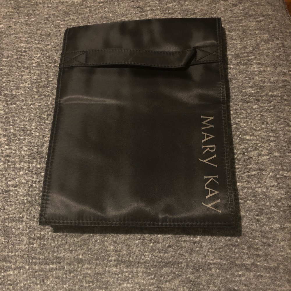 NWOT Toiletry bag 💕
